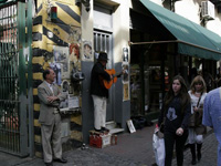 img2